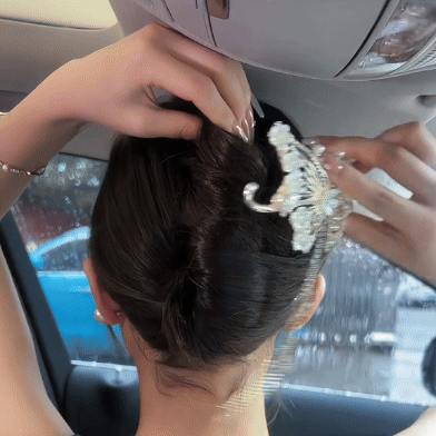 Clip Mariposa Dorado Elegante
