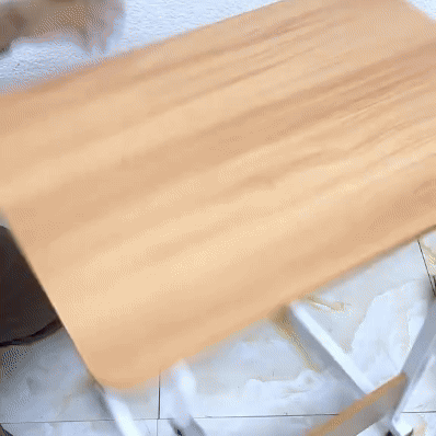 Mesa Móvil Ajustable para Portátil